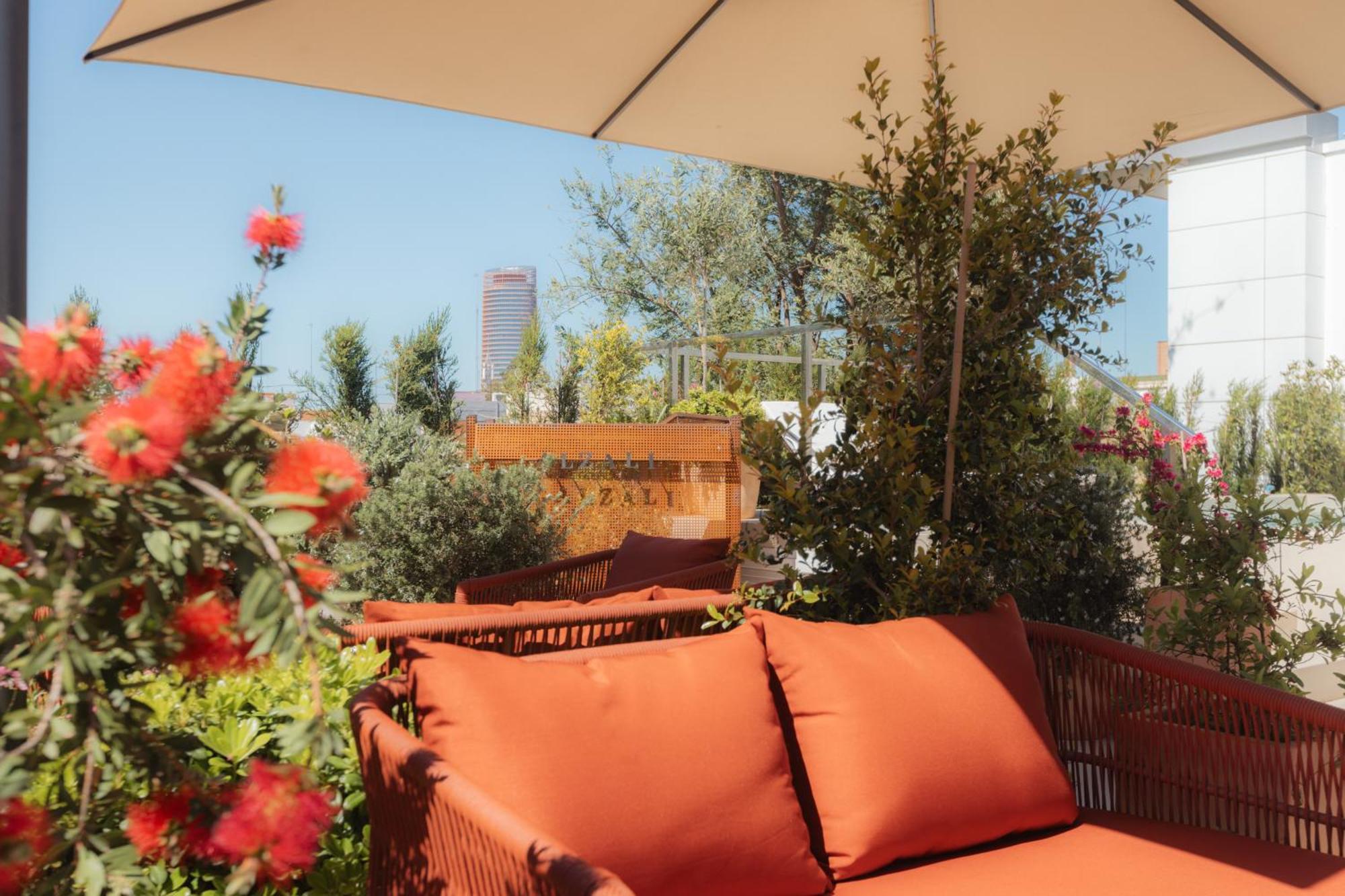 Cavalta Boutique Hotel - Small Luxuy Hotels เซบีญา ภายนอก รูปภาพ