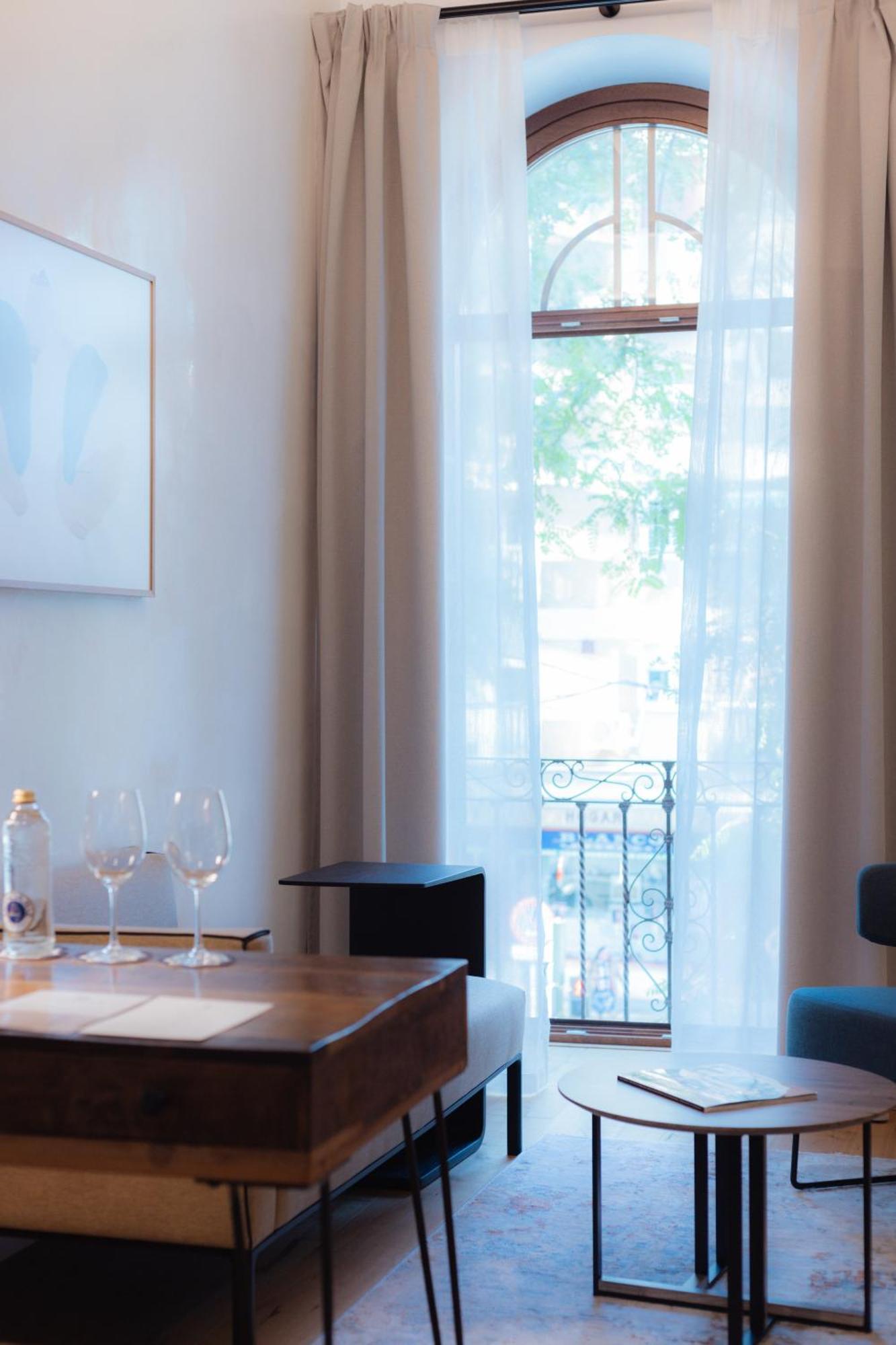 Cavalta Boutique Hotel - Small Luxuy Hotels เซบีญา ภายนอก รูปภาพ